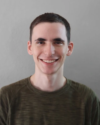 Headshot of the owner Jakin Stahl